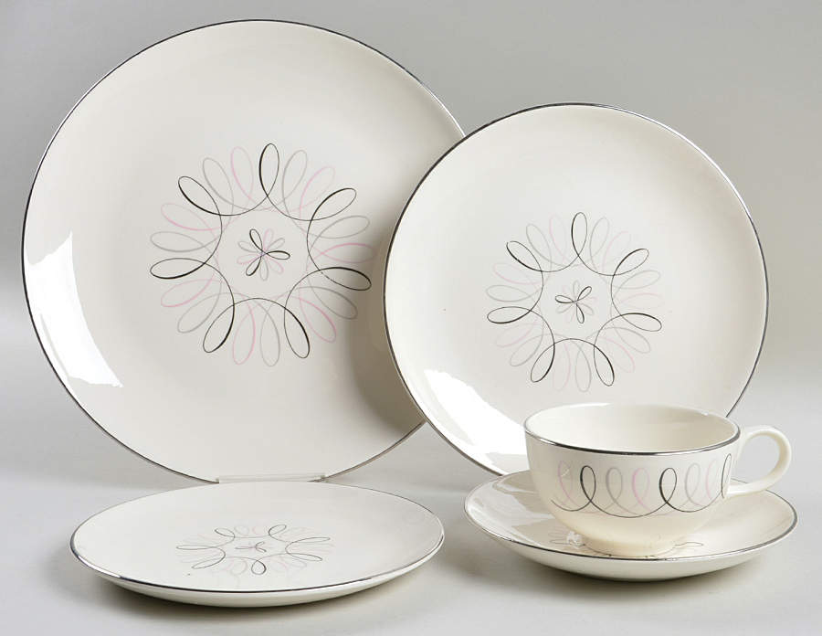 Carousel 5 Piece Place Setting by Sevron-1