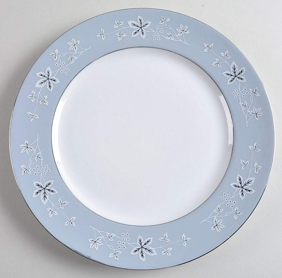 Splendor Dinner Plate by Seyei Toki Co-1