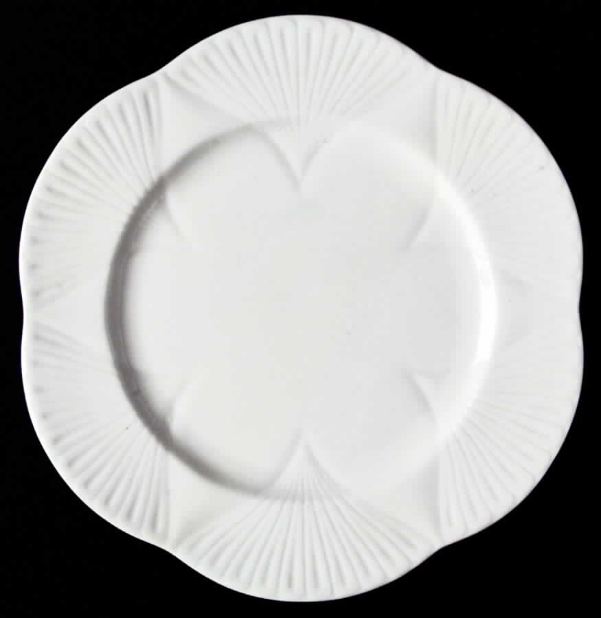 Dainty White (No Trim) Dinner Plate by Shelley-1