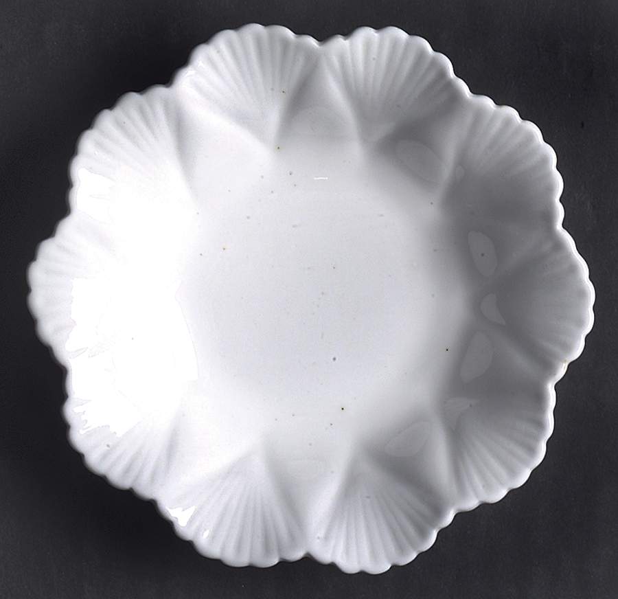 Dainty White (No Trim) Nut Dish by Shelley-1