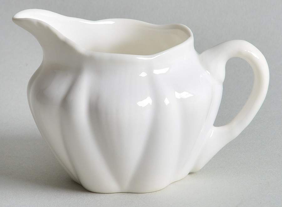Dainty White (No Trim) Individual Creamer by Shelley-1