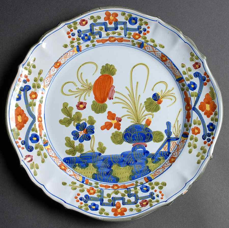 Carnation Dinner Plate by Sigma-1