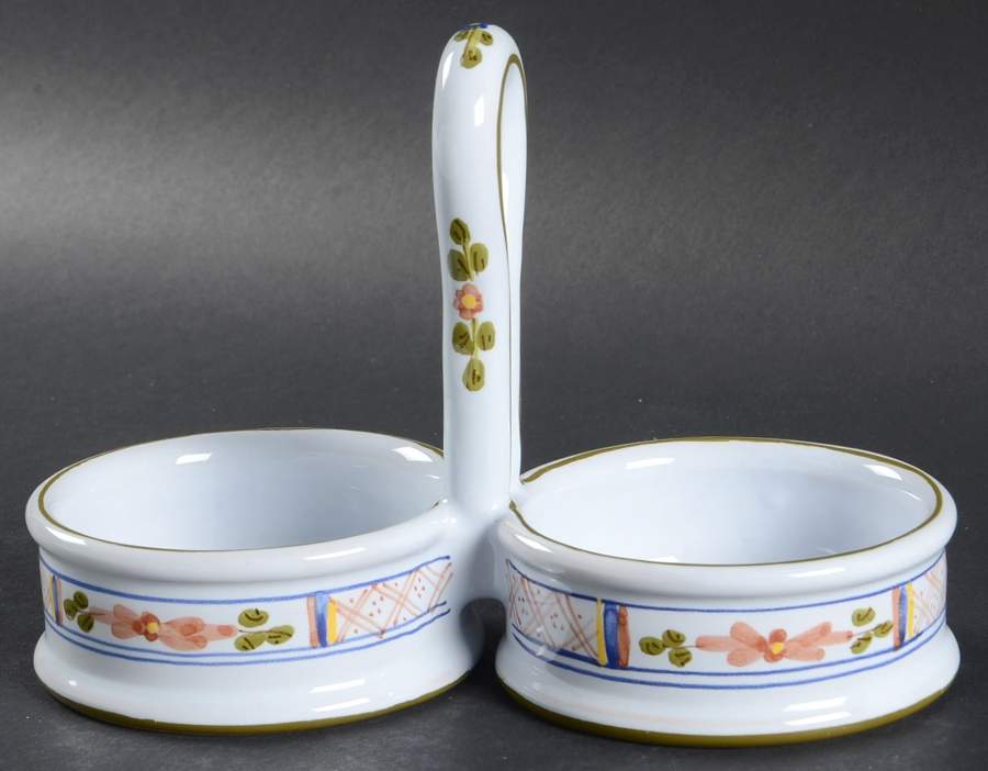 Carnation Tray for Vinegar and Oil Tray Set by Sigma-1