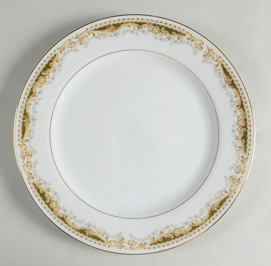 Queen Anne Dinner Plate by Signature-1