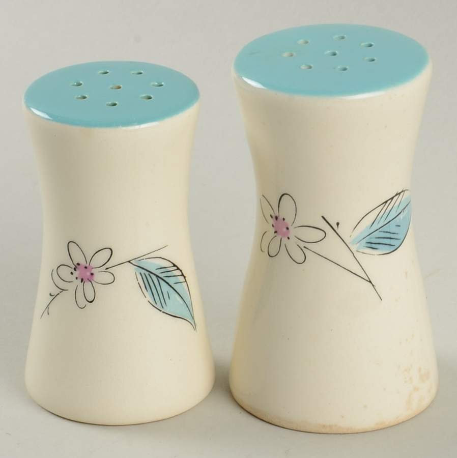 Biscayne Salt & Pepper Set by Salem-1