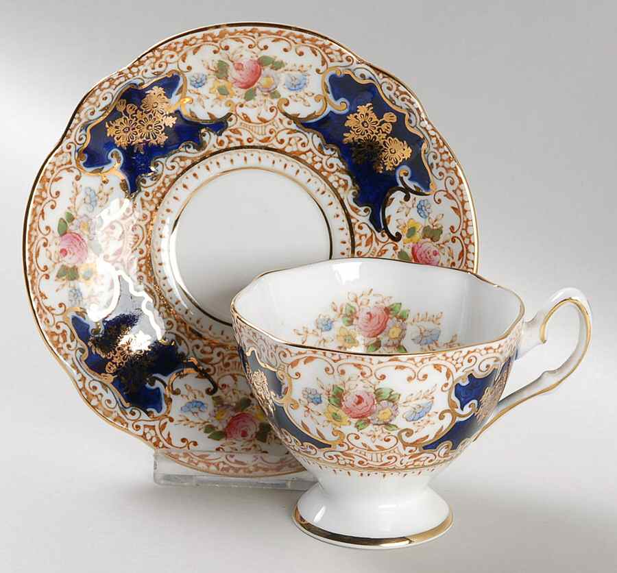 2207 Footed Cup & Saucer Set by Salisbury-1