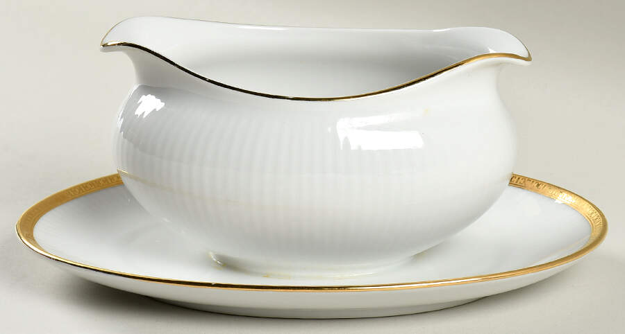 Baroness Gravy Boat with Attached Underplate by Seltmann-1
