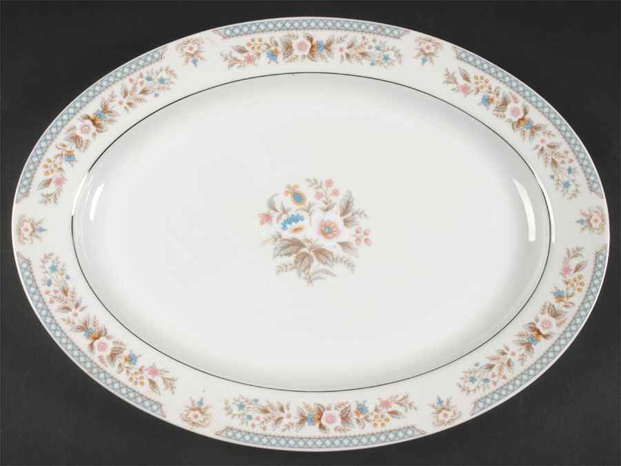 First Lady 16" Oval Serving Platter by Society (Japan)-1