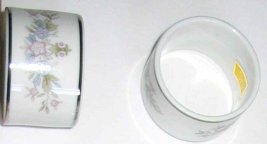 Shelly (Japan) Napkin Ring by Society (Japan)-1