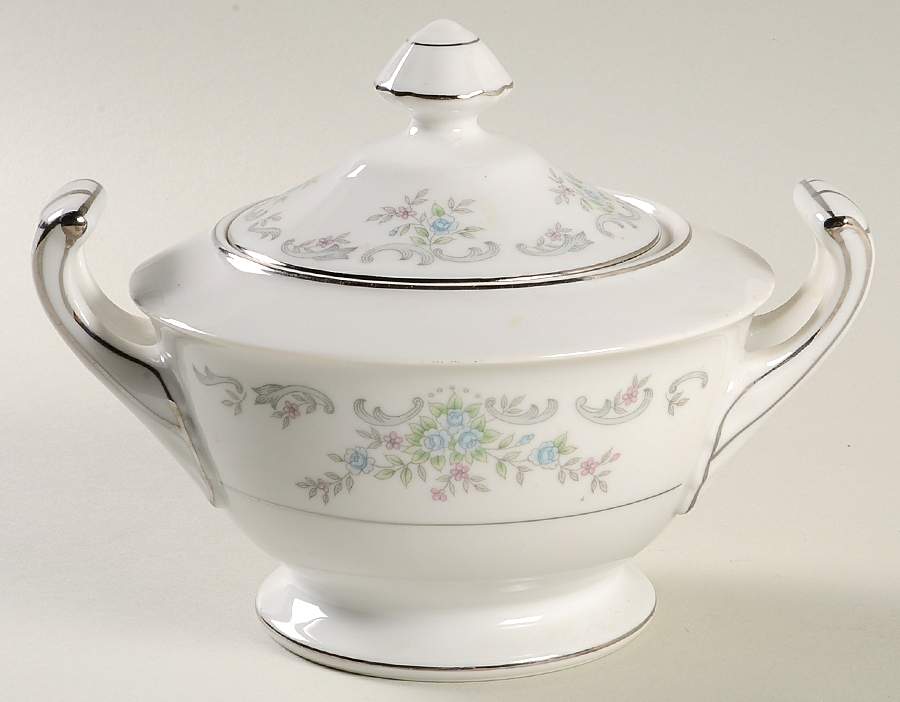 2473 Sugar Bowl & Lid by Sone-1
