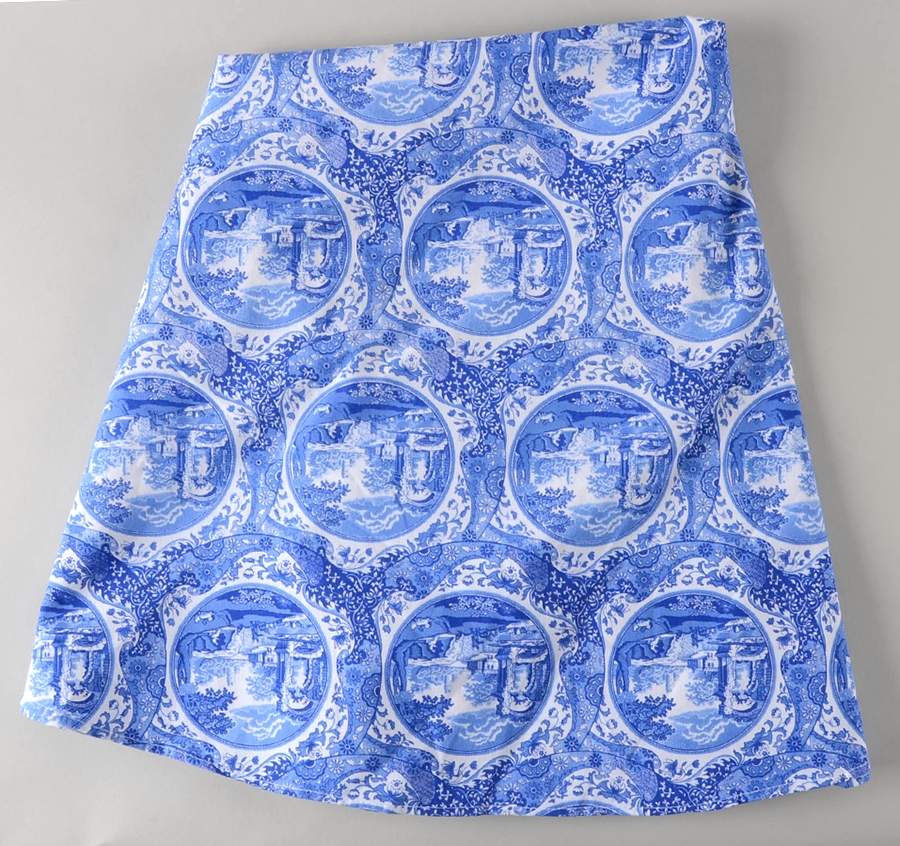 Blue Italian 68" Round Tablecloth by Spode-1