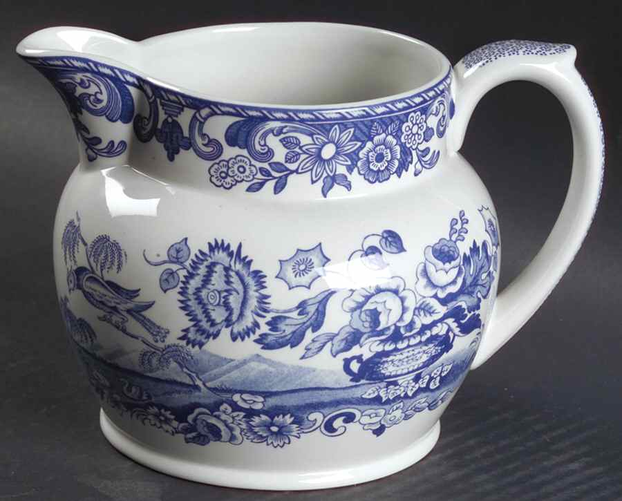 Blue Room Collection 28 Oz Jug by Spode-1