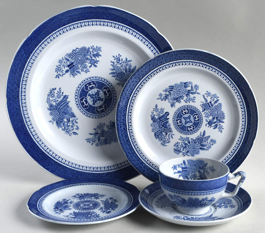 Fitzhugh Blue 5 Piece Place Setting by Spode-1