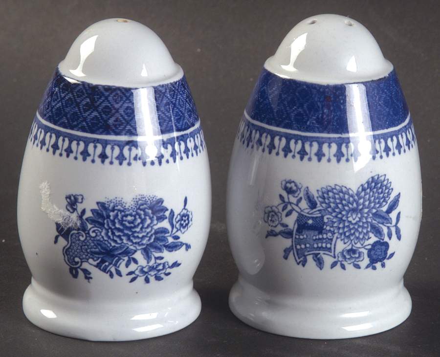 Fitzhugh Blue Salt & Pepper Set by Spode-1