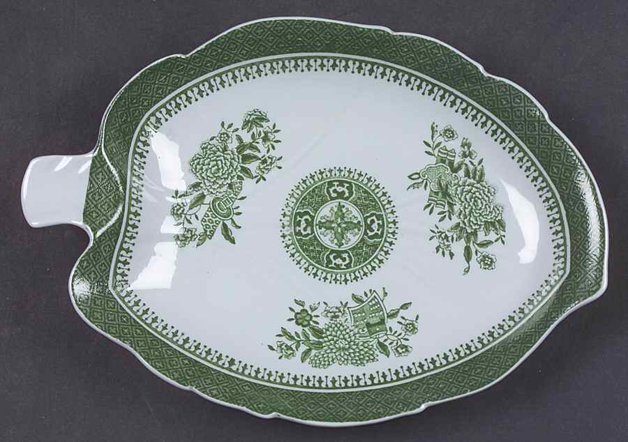 Fitzhugh Green 7" Leaf Dish by Spode-1