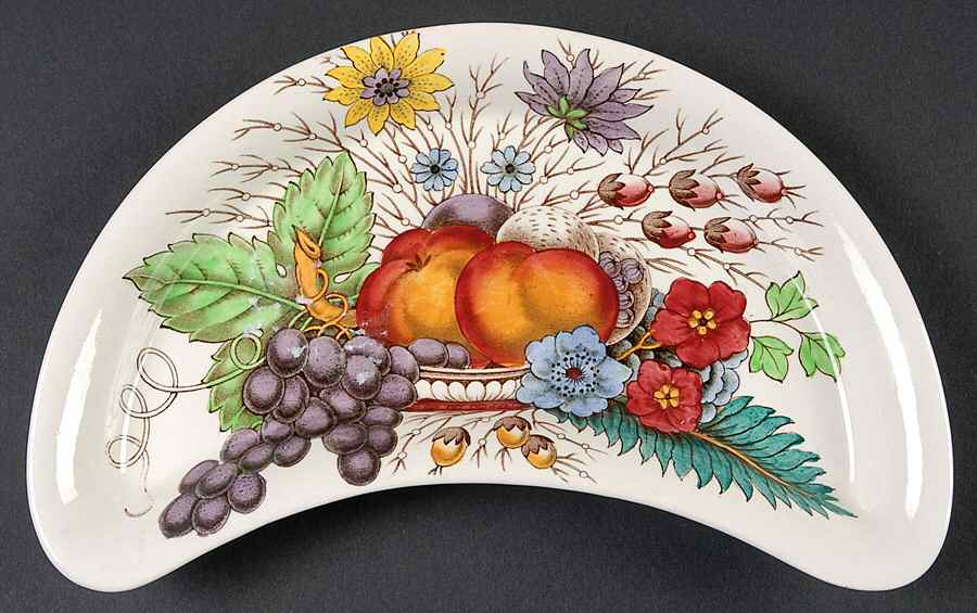 Reynolds Crescent Salad Plate by Spode-1