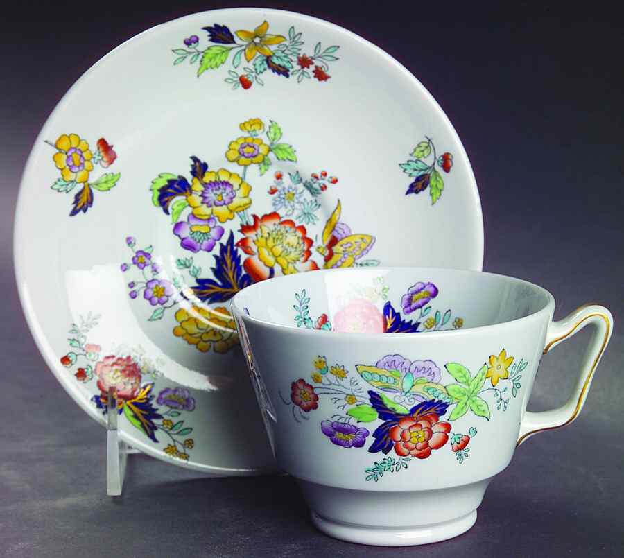 W26 London Shape Footed Cup & Saucer Set by Spode-1