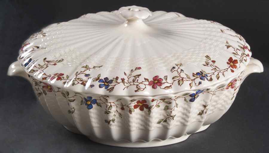 Wicker Dale Round Covered Vegetable by Spode-1