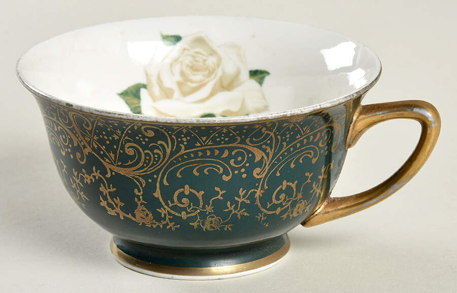 Chantilly Dark Green (Gold Filigree) Footed Cup by Stradford-1