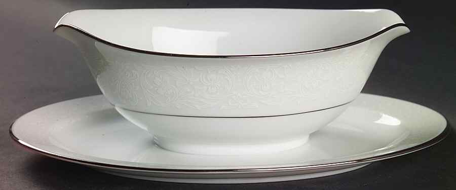 Brocade Gravy Boat with Attached Underplate by Style House-1