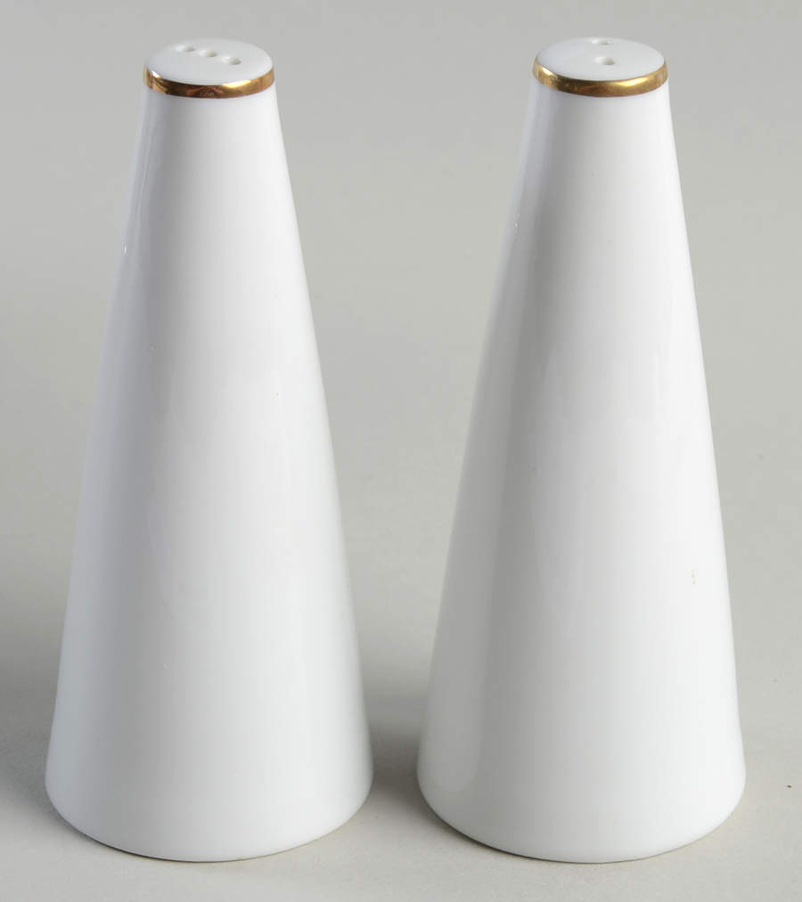 Bridal Wreath Salt & Pepper Set by Style House-1