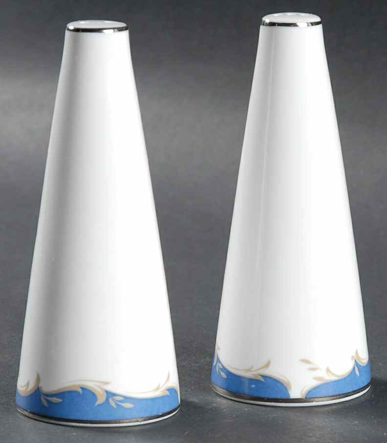 Dynasty Blue Salt & Pepper Set by Style House-1