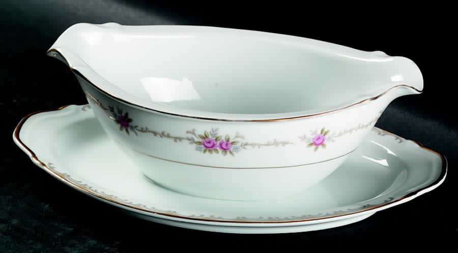 Princess Gravy Boat with Attached Underplate by Style House-1
