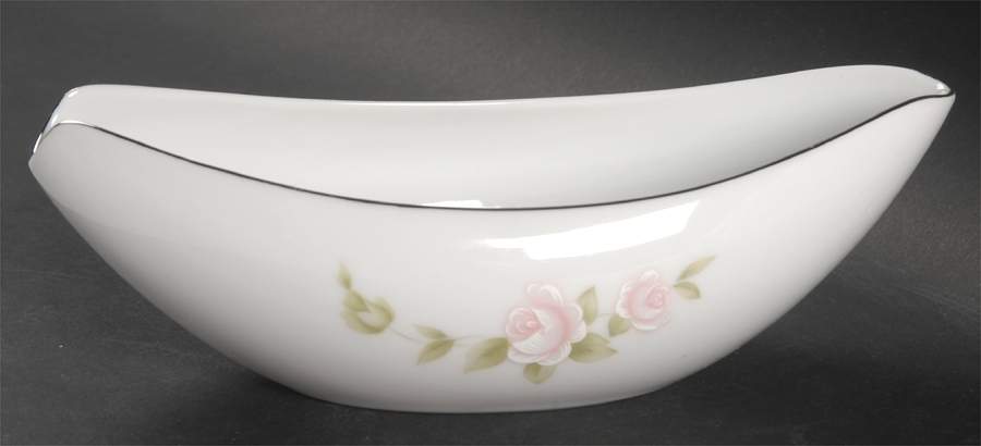 Tudor Rose Gravy Boat by Style House-1