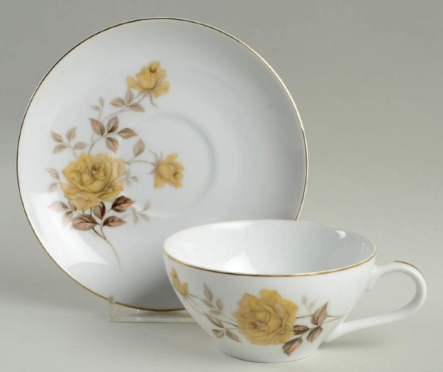 Valerie Flat Cup & Saucer Set by Style House-1