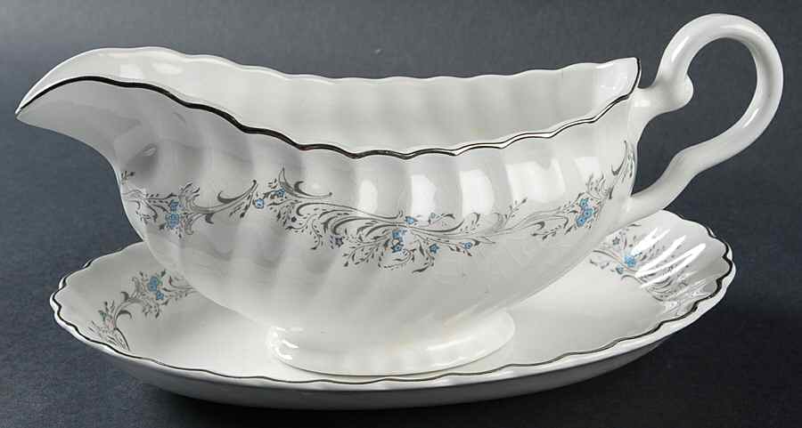 Charmian Gravy Boat & Underplate by Sovereign Potters-1