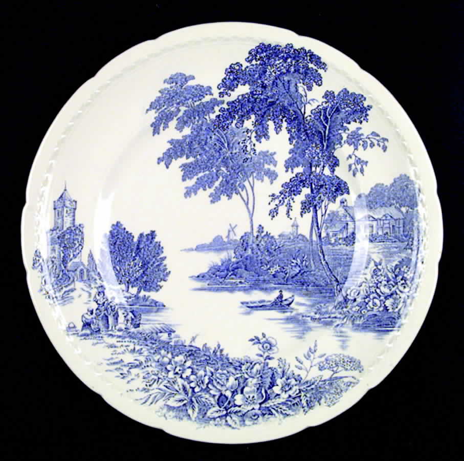 The Ferry Blue (Scallop) Dinner Plate by Swinnertons-1