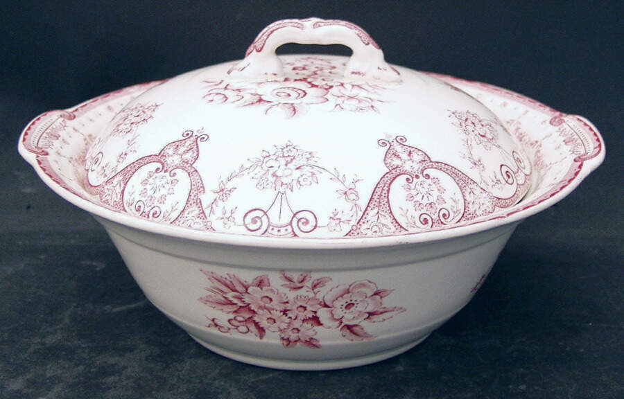 Kent Pink Round Covered Vegetable by Swinnertons-1