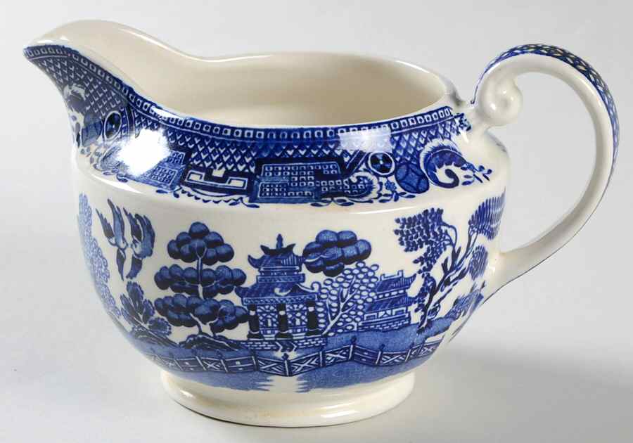Old Willow Blue Creamer by Swinnertons-1