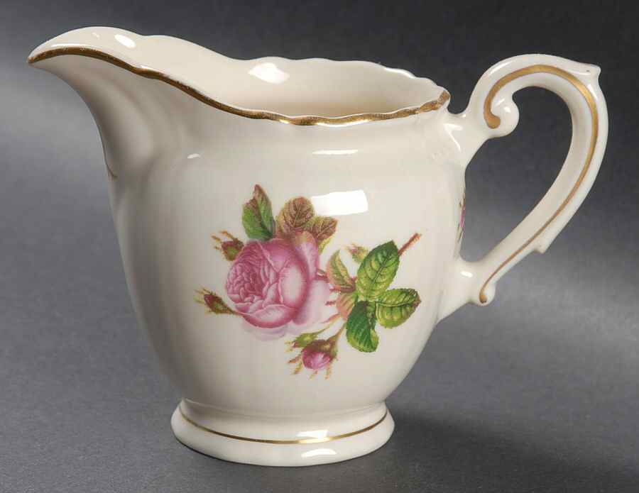 Victoria Creamer by Syracuse-1