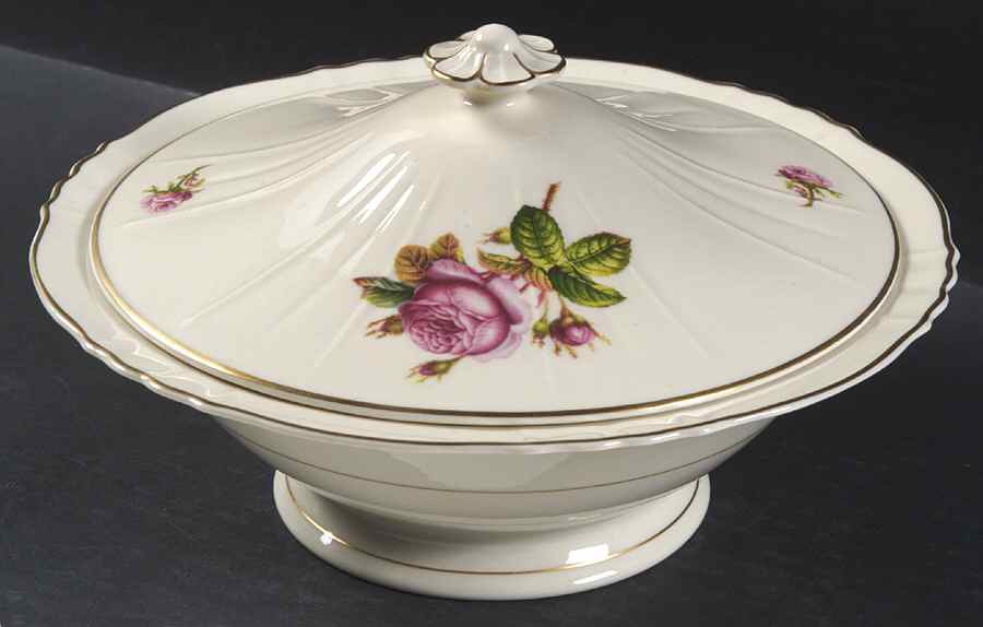 Victoria Round Covered Vegetable by Syracuse-1