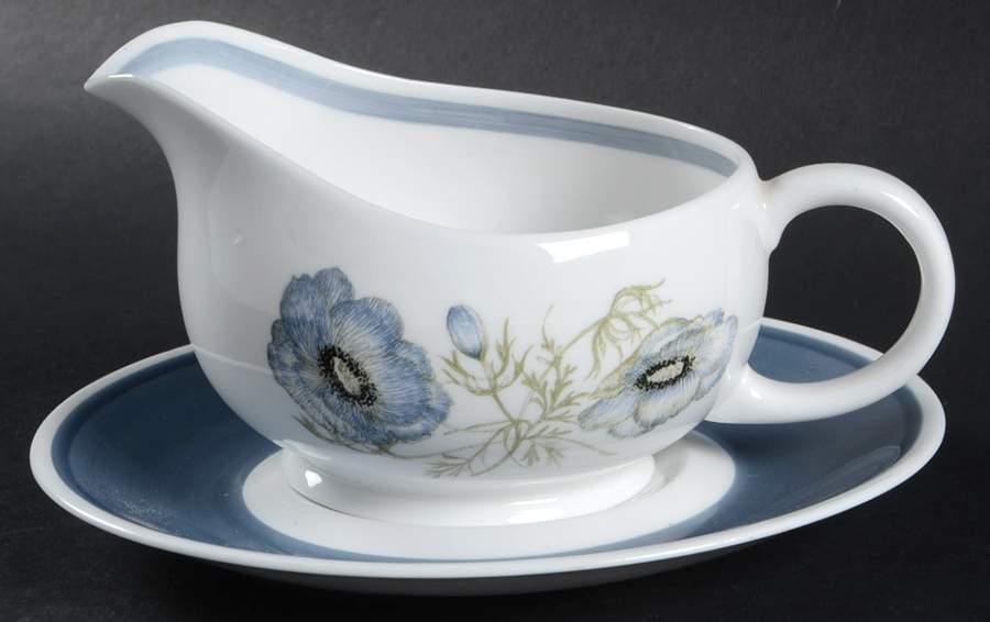 Glen Mist (Susie Cooper Signature Stamp) Gravy Boat & Underplate by Susie Cooper-1