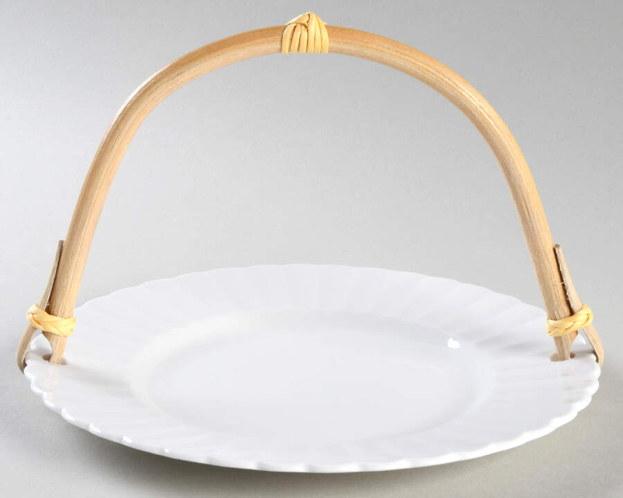 White Flute 5 3/8"-5 5/8" Bamboo Handled Serving Plate  HC by Susie Cooper-1