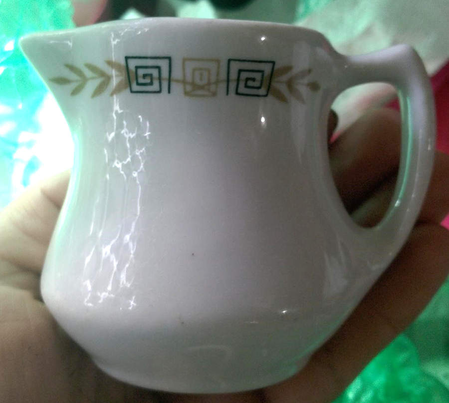 Esquire Creamer by Shenango-1