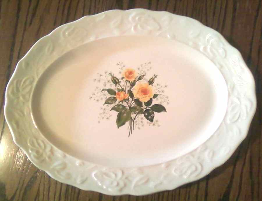 SAB43 11" Oval Serving Platter by Sabin-1