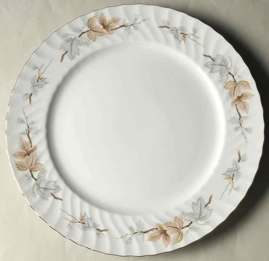 Avalon 12" Chop Plate (Round Platter) by Saji-1