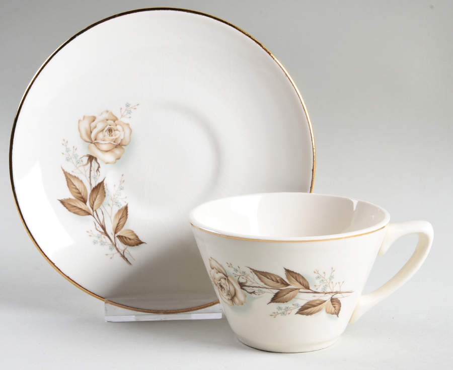 SAB52 Flat Cup & Saucer Set by Sabin-1