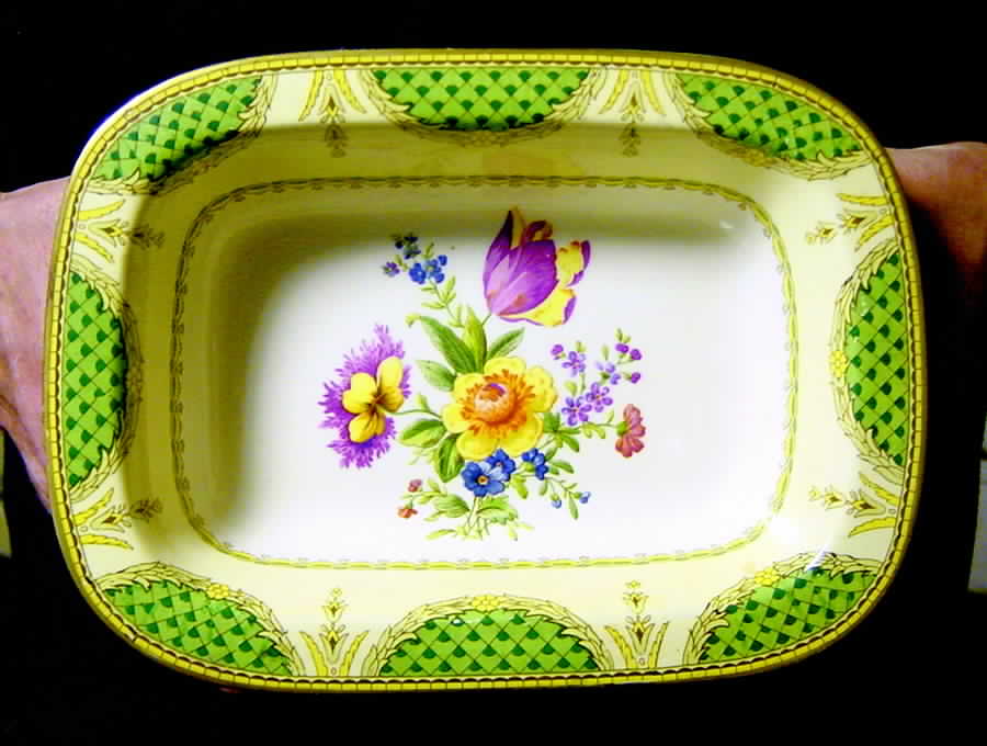 Empire 9" Oval Vegetable Bowl by Swinnertons-1
