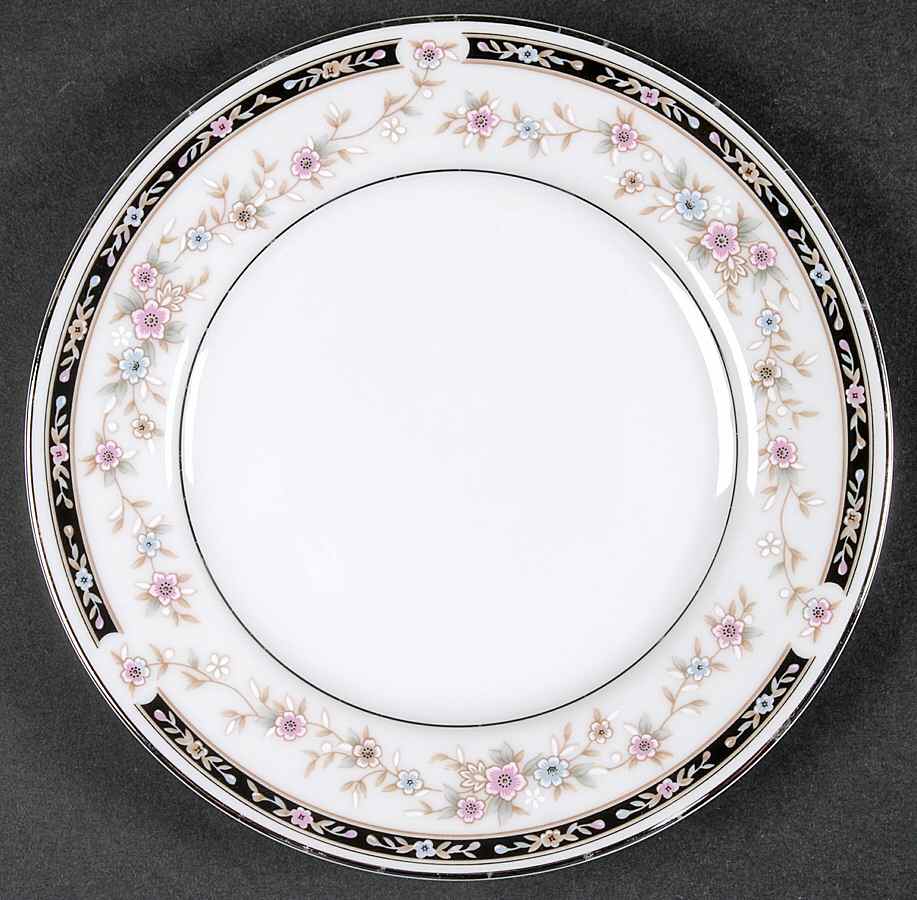 Camille Bread & Butter Plate by Society (Japan)-1