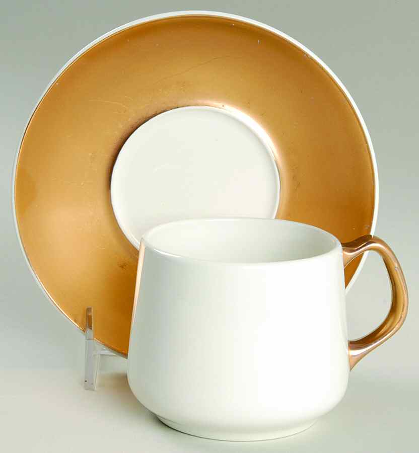 SOZ1 Flat Cup & Saucer Set by Ernest Sohn Creation-1