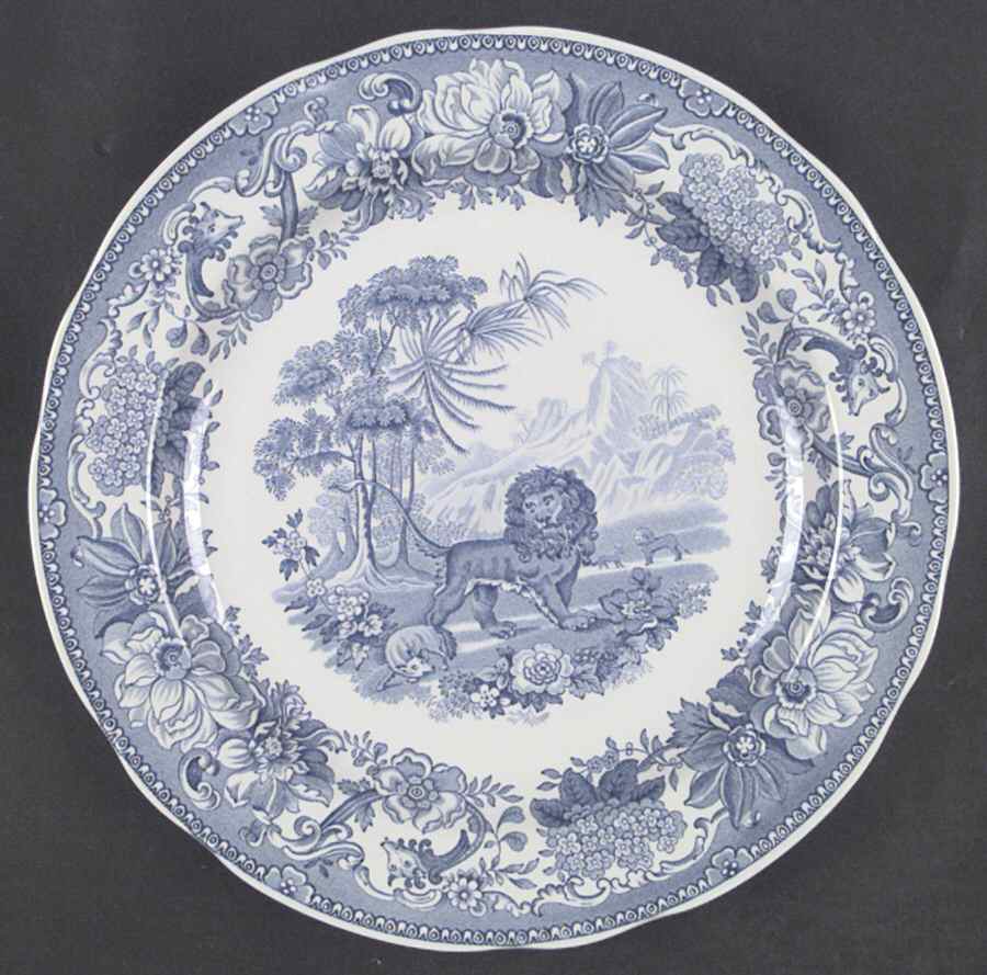 Traditions Series Dinner Plate by Spode-1
