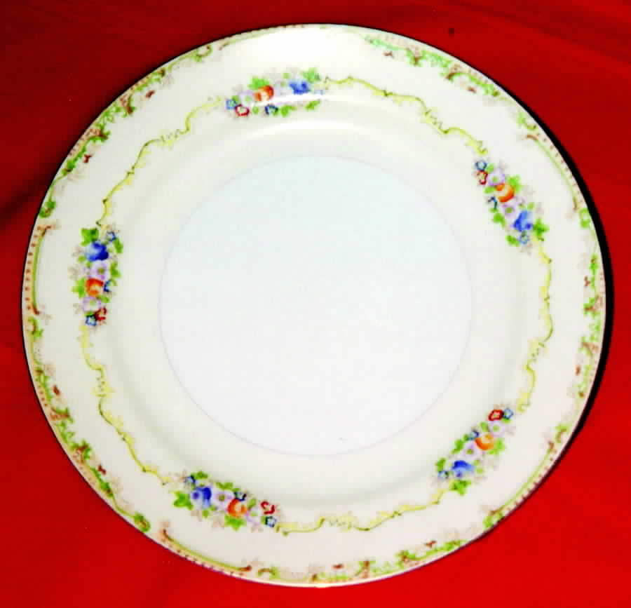 Annette Dinner Plate by Sampy (Japan)-1
