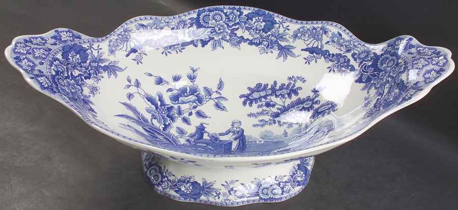 Signature Collection Centerpiece by Spode-1
