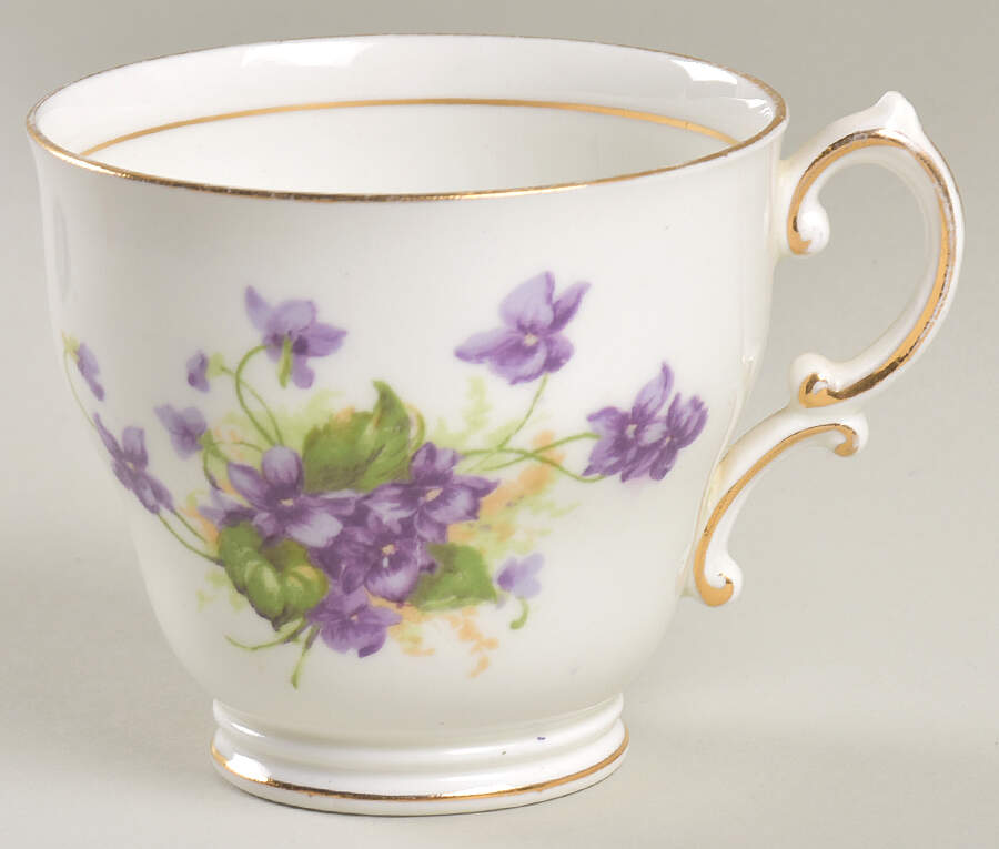124-13 Footed Cup by Stanley China (ENG)-1