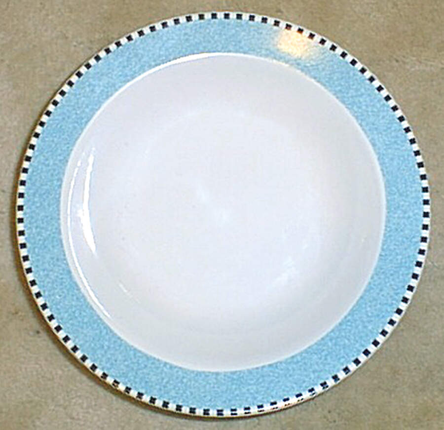 SIG23 Dinner Plate by Signature-1