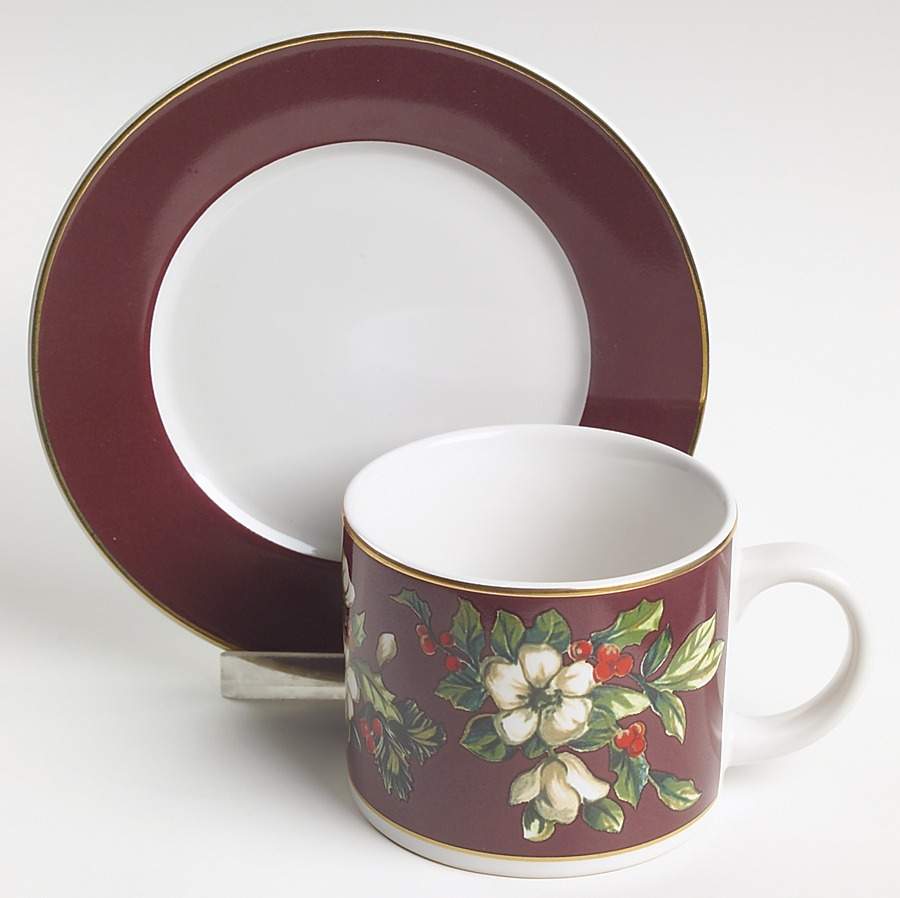 Splendor Burgundy Flat Cup & Saucer Set by Sakura-1